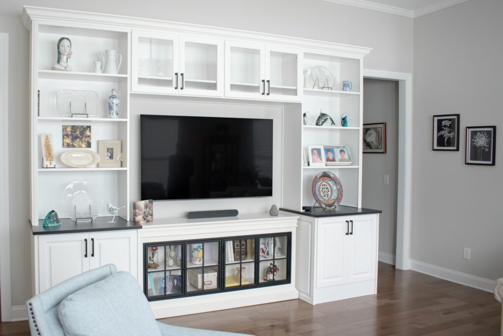 Veradale - Media Cabinet